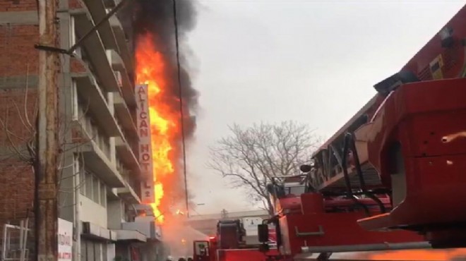 İzmir deki otel yangınında can pazarı: 2 kadın pencereden atladı!