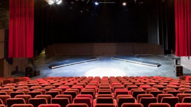 İzmir deki şehir tiyatroları sınavları tartışmasında yeni perde:  Haddimize değil! 