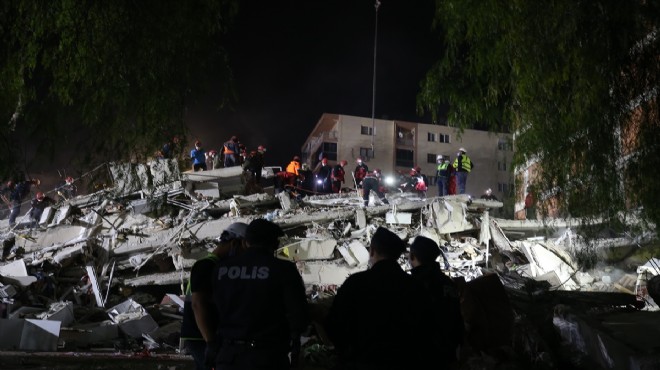 İzmir depreminde son durum: 73 can kaybı, 949 yaralı