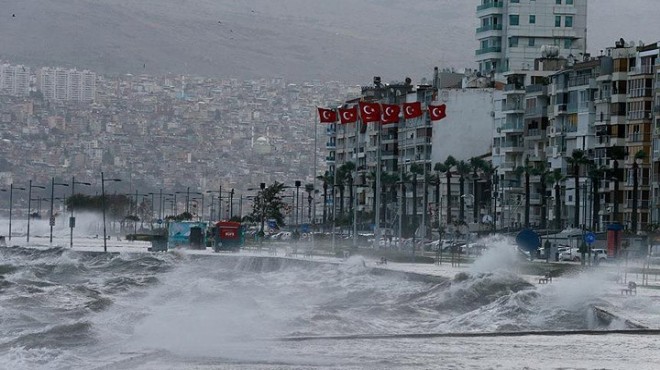 İzmir e lodos ve yağış uyarısı!