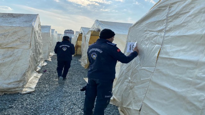 İzmir ekibi Hatay’da: Depremzedeler için çadırlar kuruldu