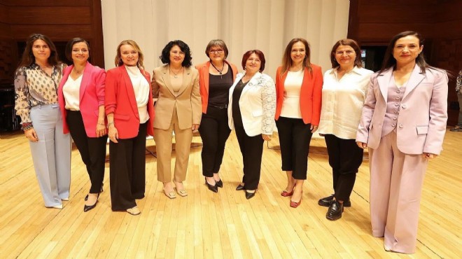 İzmir in 8 kadın belediye başkanından çarpıcı mesajlar!