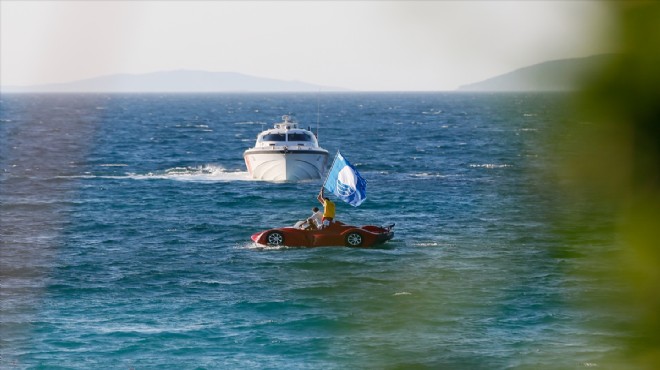 İzmir in Dünyaca ünlü plajında mavi bayrak gururu!