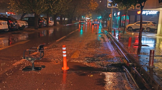 İzmir in göbeğinde trafiğe sandalyeli koruma!
