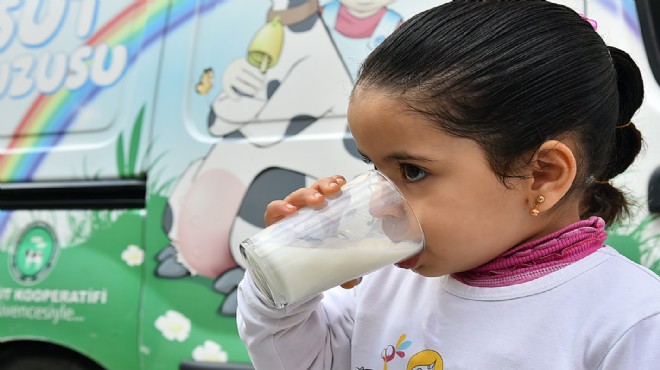 İzmir in gurur projesinde yürekleri ısıtan hamle: Onlar da süt kuzusu!