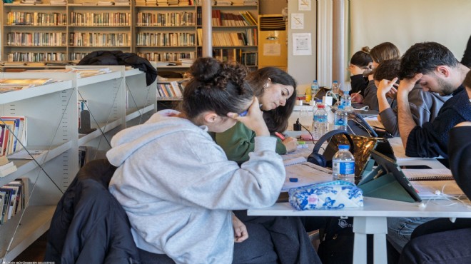 İzmir'in kütüphanelerine büyük ilgi!