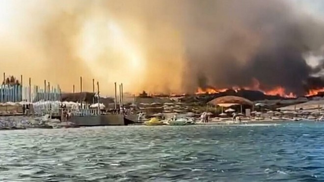 İzmir in turizm cennetinde yangın paniği!