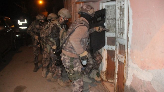 İzmir merkezli 12 ilde büyük terör operasyonu: 48 gözaltı