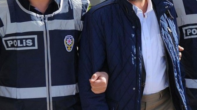 İzmir merkezli FETÖ baskını: 33 gözaltı