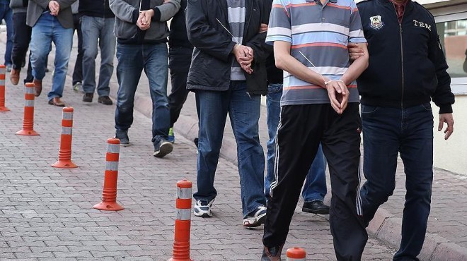 İzmir merkezli FETÖ operasyonu: 18 yakalama kararı