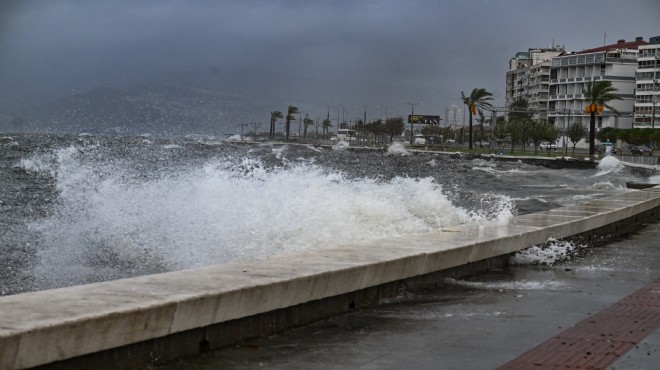 İzmir ve Ege Denizi için fırtına uyarısı!
