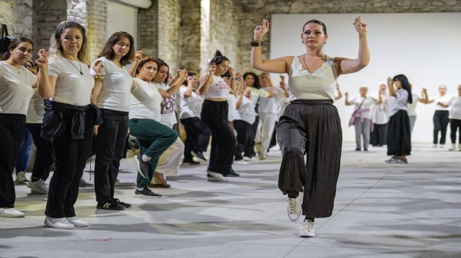 İzmir'de zeybek dersine yoğun ilgi