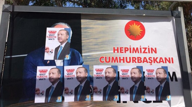 İzmir’in o ilçesinde billboard gerginliği: CHP’den sert tepki!