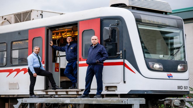 İzmir'in raylarına çeyrek asırdır iz bırakıyorlar