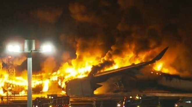 Japonya da uçak kazası: 5 can kaybı!