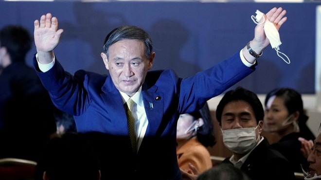 Japonya nın yeni Başbakanı Suga Yoşihide oldu