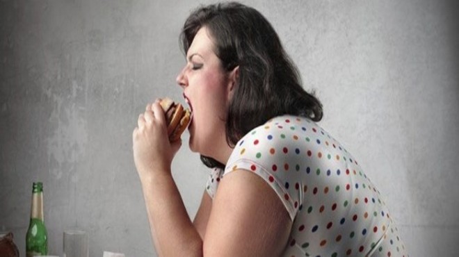 Kalorisi yüksek gıdaya ek vergi önerisi