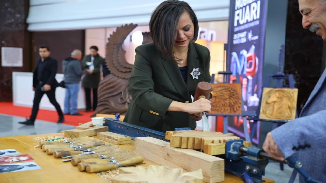 Karabağlar'da belediyeden mobilya sektörüne destek