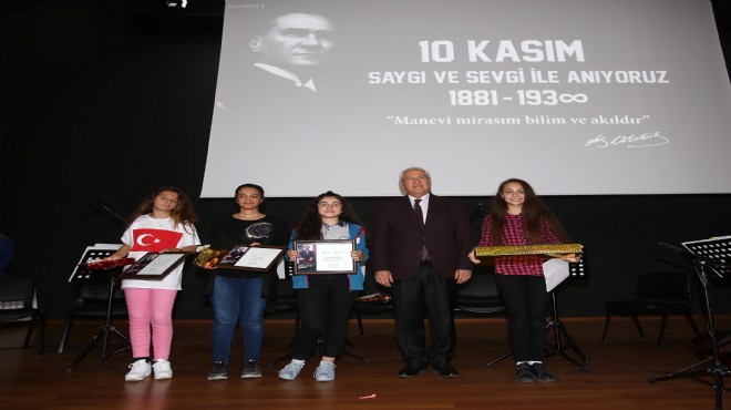 Karabağlarlı öğrenciler Atatürk sevgisini anlattı
