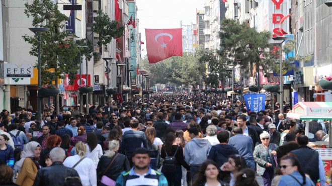 Karşıyaka Çarşı için belediye-üniversite iş birliği