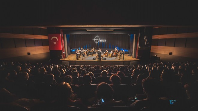 Karşıyaka orkestrası ödüllü şefi ağırladı