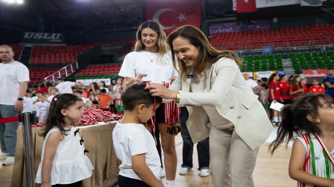 Karşıyaka'da Kış Spor Okulları'na görkemli kapanış