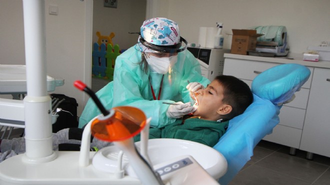 Karşıyaka’da çocuklara ağız ve diş sağlığı taraması