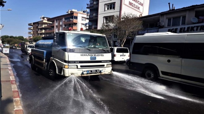 Kemalpaşa’nın her sokağı dezenfekte ediliyor
