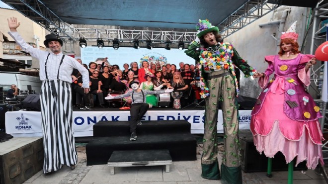 Kemeraltı'nın sokakları festivalle şenlendi