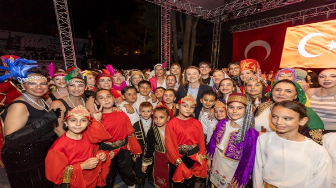 Konak'ta halk oyunları şöleni!