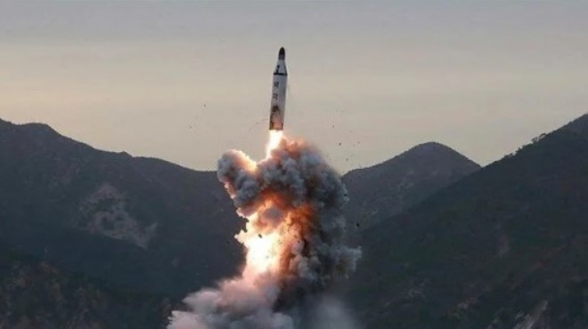 Kuzey Kore den üç füze denemesi