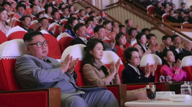 Kuzey Kore lideri Kim Jong-un un eşi Ri Sol Ju 5 ay sonra görüldü!