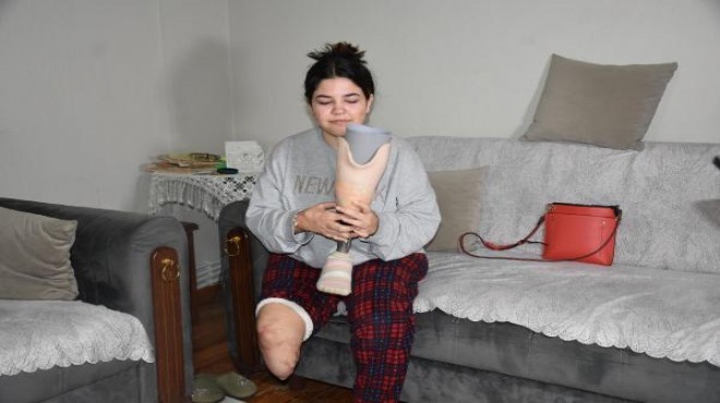Liseli Melis yeni protez bacağına kavuştu