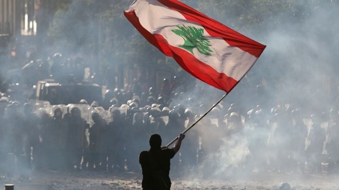 Lübnan da hükümet krizi: Çalışmalar durdu!