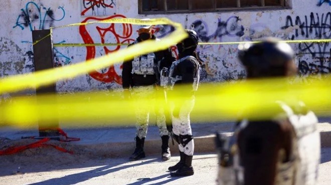 Meksika da silahlı saldırı: Aynı aileden 8 kişi öldürüldü!