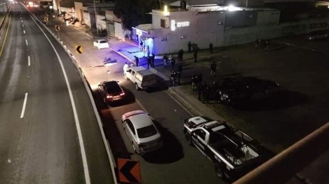 Meksika da gece kulübüne silahlı saldırı: 9 ölü