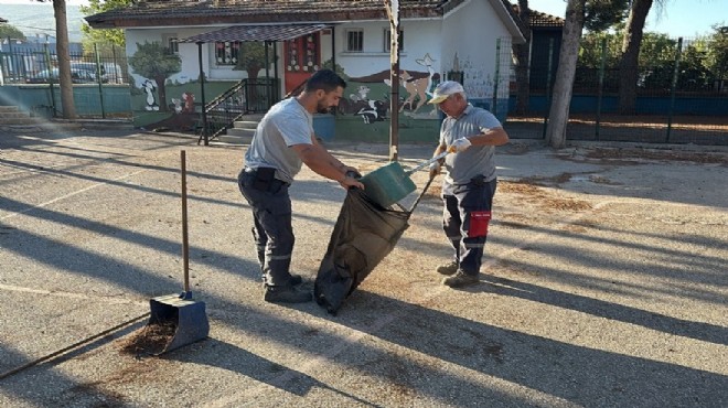 Menderes'te okullar yeni döneme hazırlanıyor