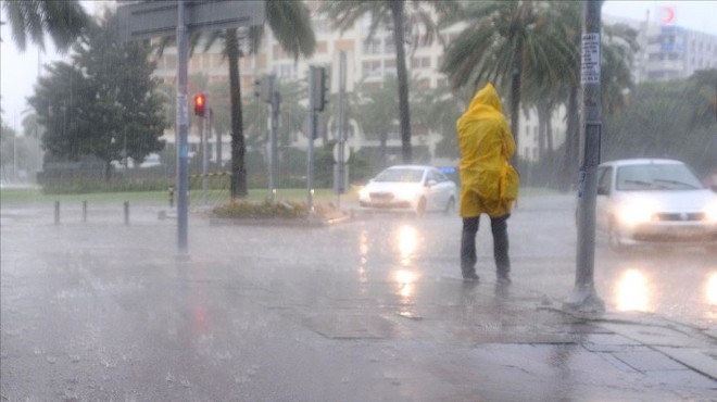 Meteorolojiden İzmir in için kuvvetli yağış uyarısı!
