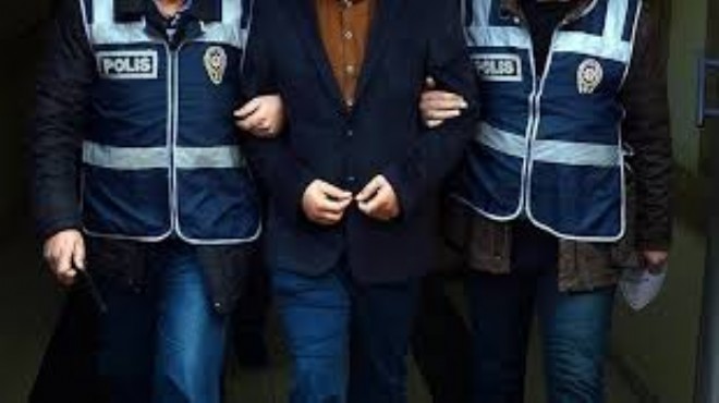 İzmir de o iş adamına FETÖ den hapis cezası