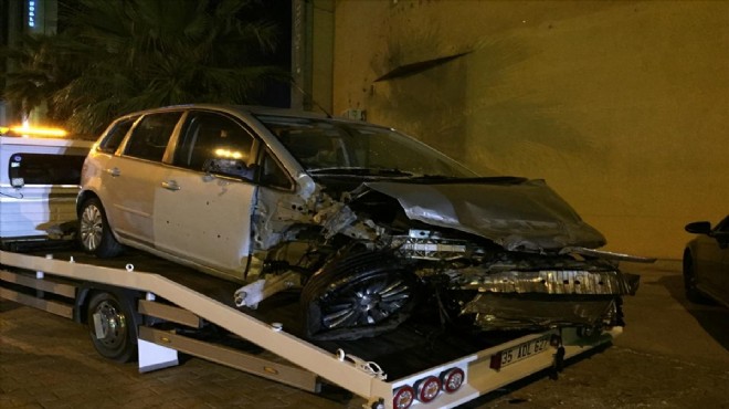 İzmir de feci kaza: 1 i ağır 5 yaralı