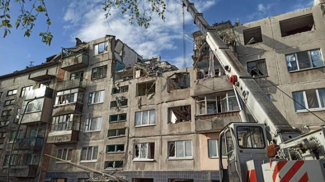 Rusya Donetsk te apartmanı vurdu: 11 ölü, 22 yaralı
