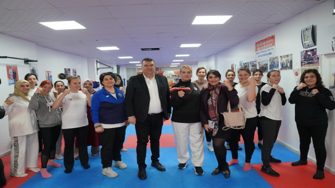 Seferihisar'da 'Kadına Şiddetle Mücadele' bir gün değil, her gün