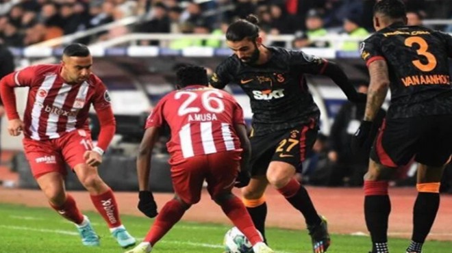 Süper Lig de Galatasaray 2022 yi lider bitirdi