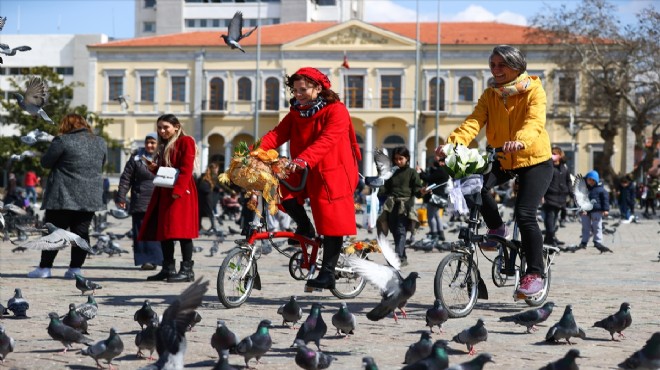 Süslü Kadınlar Bisiklet Turu na BM onuru!