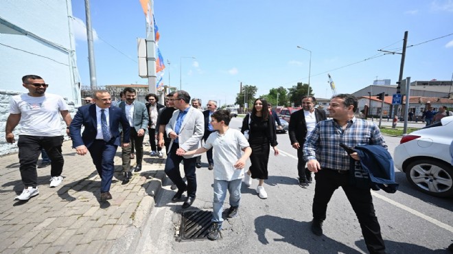 TCG Anadolu trafiği kilitledi, Kasapoğlu yürüyerek gitti!