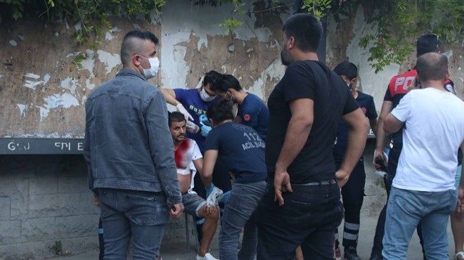 Taksim de değnekçi dehşeti: Bıçaklayarak kaçtı