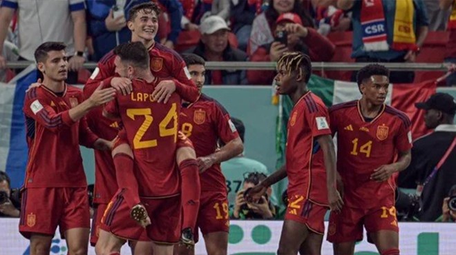 Tarihi skor: İspanya gol oldu, yağdı!