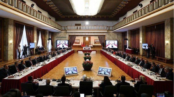 Terörsüz Türkiye sürecinde gözler komisyon raporunda