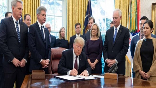 Trump imzaladı: İran a yeni yaptırımlar
