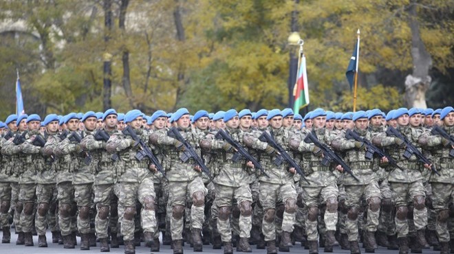 Tuğgeneral komutasındaki askerler Azerbaycan a gitti